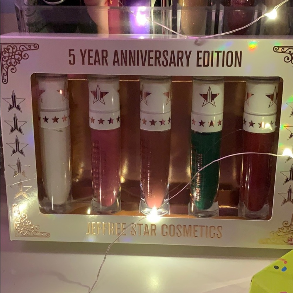Jeffree Star Velour Liquid Lipstick Never Opened